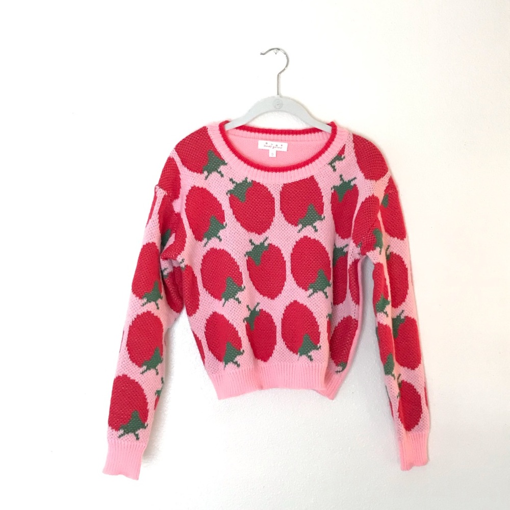 Boutique Pink Strawberry Pattern Knit Sweater - S